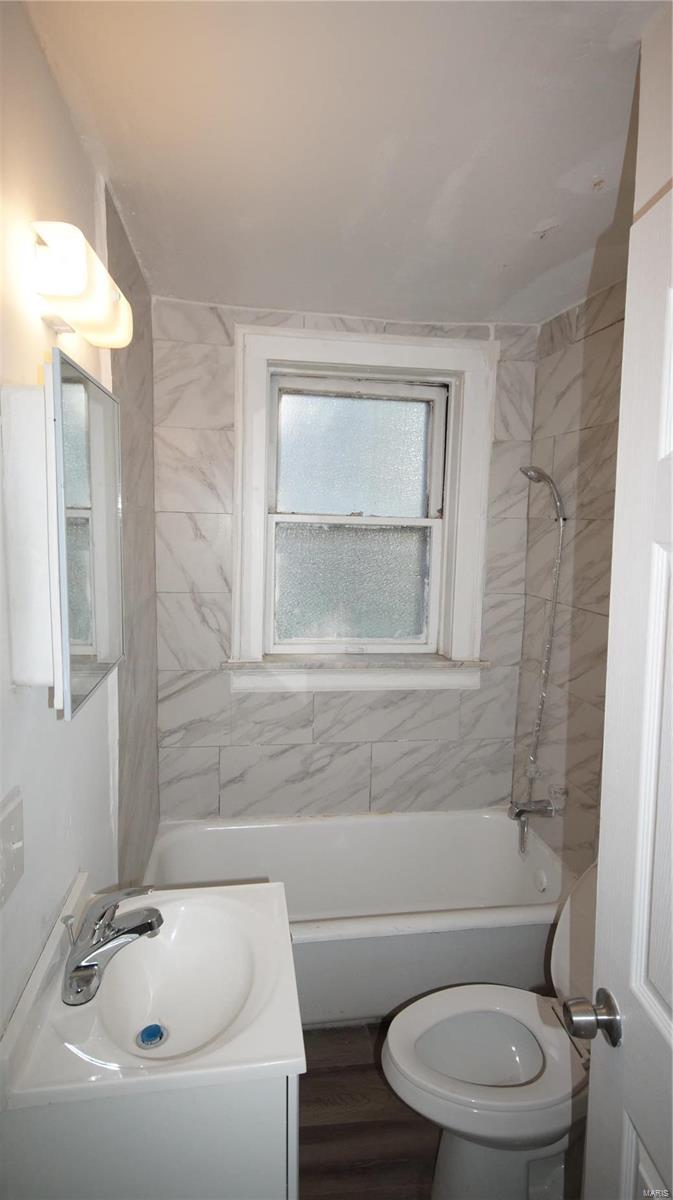 Undisclosed Address St. Louis, MO 63116 - Photo 17 of 29