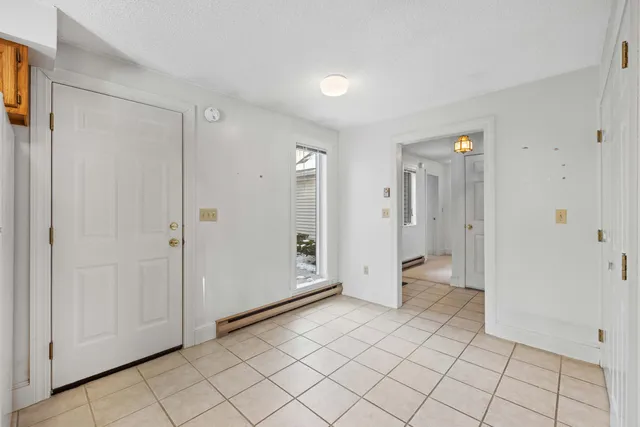 $512,000 | 22 Oakwood Lane, Unit 22, Kennebunk, ME 04043