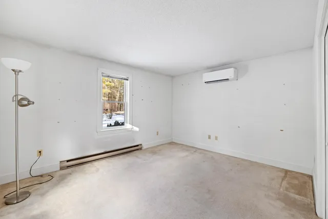 $512,000 | 22 Oakwood Lane, Unit 22, Kennebunk, ME 04043