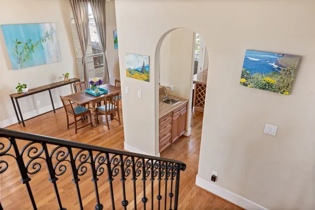 $525,000 | 2611 Commonwealth Street, Houston, TX 77006