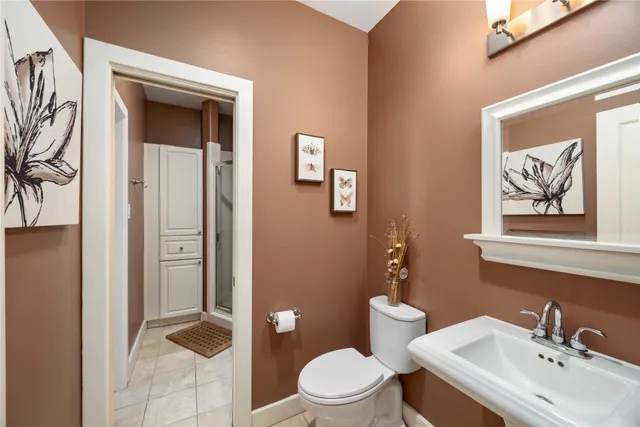 $525,000 | 2611 Commonwealth Street, Houston, TX 77006