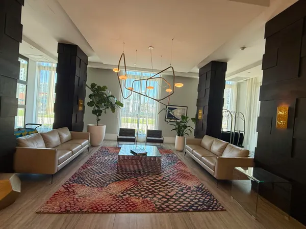 $2,100 | 140 South Dixie Highway, Unit 905, Hollywood, FL 33020