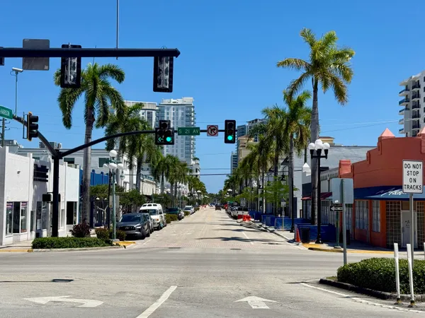 $2,100 | 140 South Dixie Highway, Unit 905, Hollywood, FL 33020