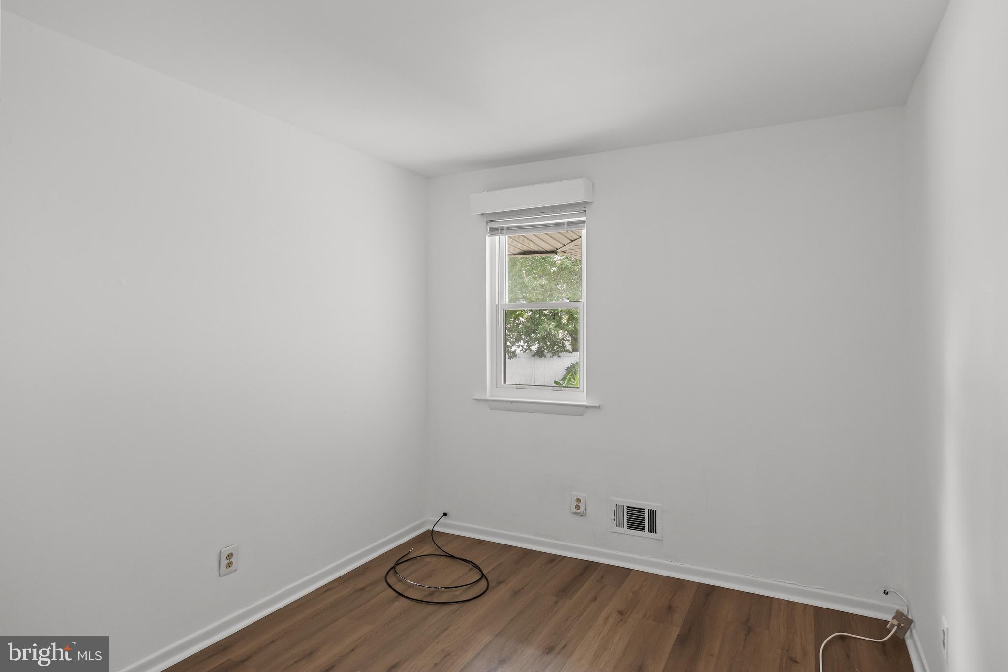 32 Larkin Road Burlington, NJ 08016 - Photo 18 of 25 Gallery Image 18