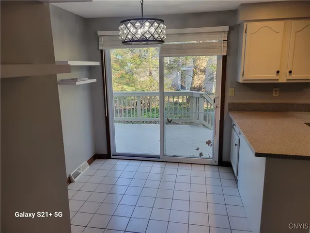 $304,900 | 3195 Fields End Drive, Lysander, NY 13027