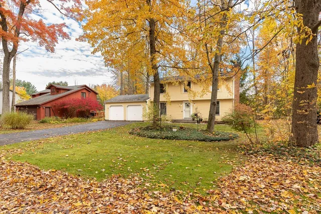 $304,900 | 3195 Fields End Drive, Lysander, NY 13027