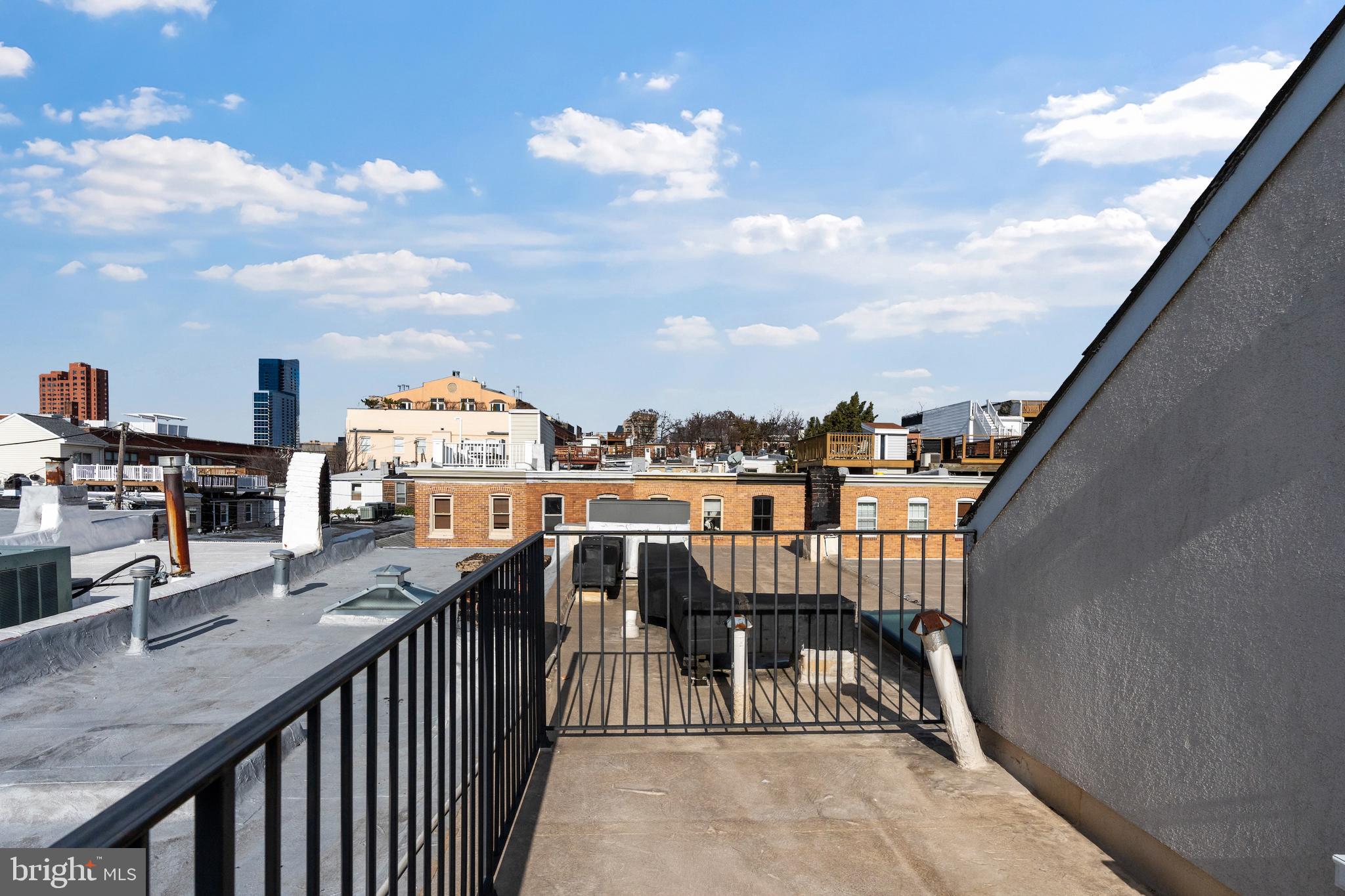 413 Grindall Street Baltimore, MD 21230 - Photo 3 of 31