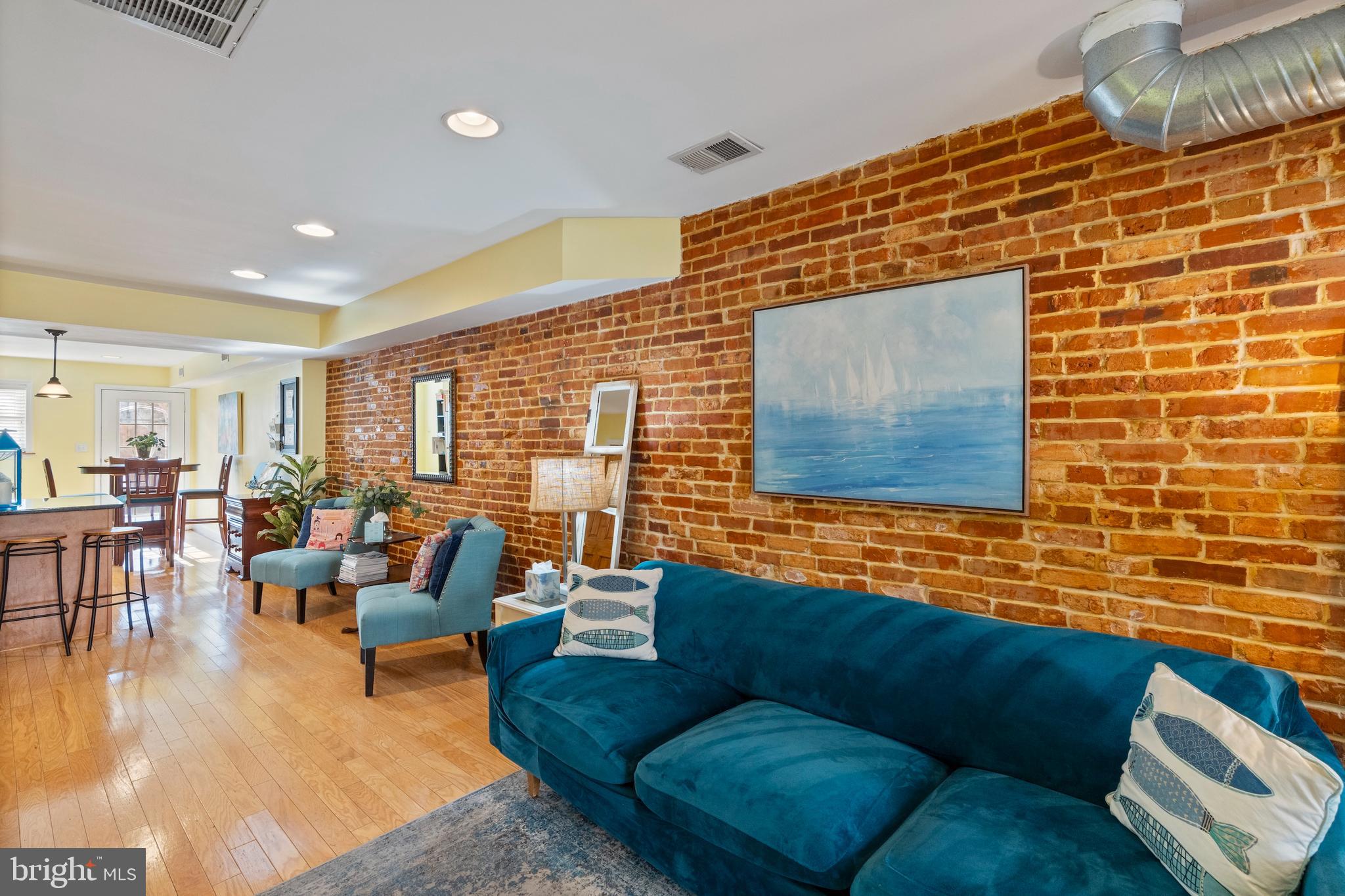 413 Grindall Street Baltimore, MD 21230 - Photo 4 of 31