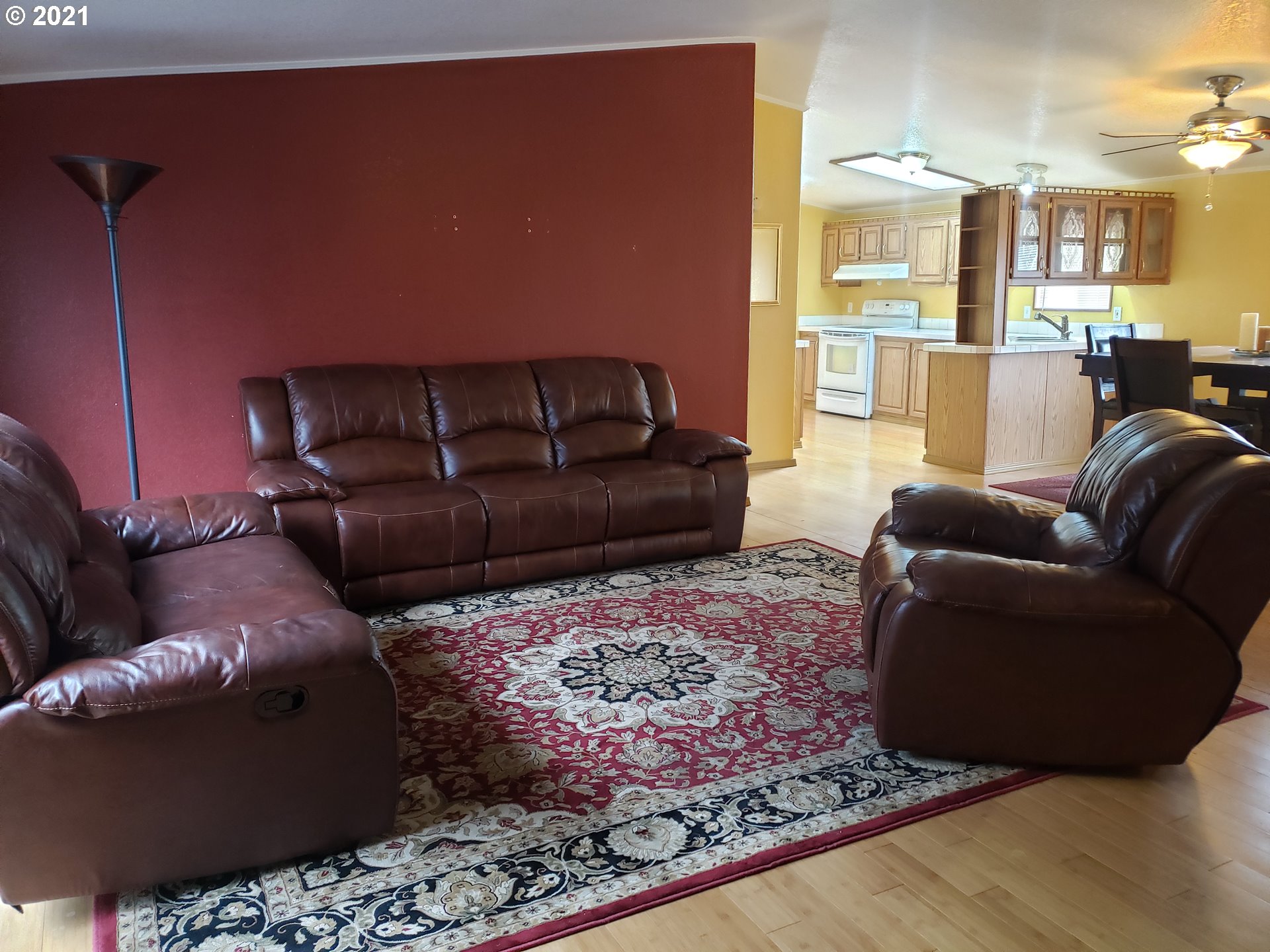 30656 Spring Court Hermiston, OR 97838 - Photo 2 of 15