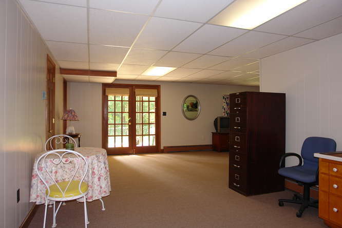 3318 Windsor Road Roanoke, VA 24018 - Photo 12 of 33 Family Room