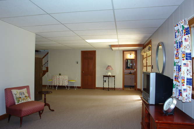 3318 Windsor Road Roanoke, VA 24018 - Photo 14 of 33 Family Room