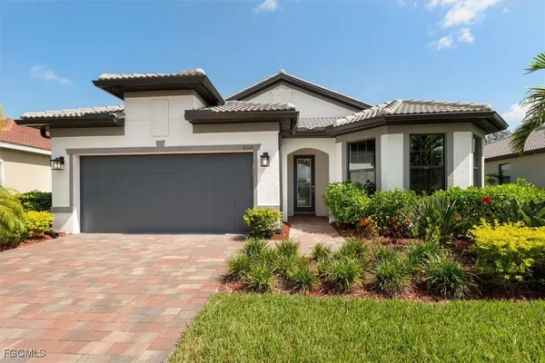 $359,900 | 16569 Windsor Way, Alva, FL 33920