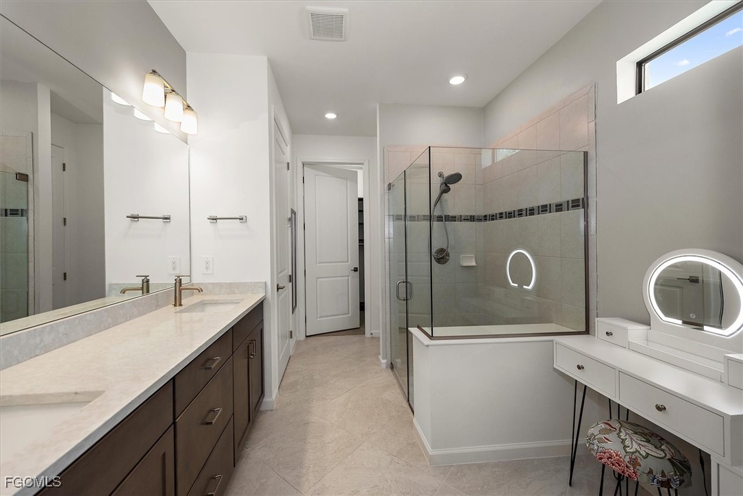 16569 Windsor Way Alva, FL 33920 - Photo 13 of 37