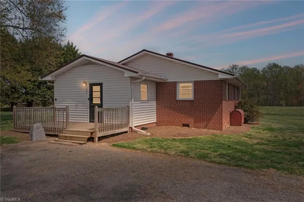 $224,998 | 151 Goodall Lane, Dobson, NC 27017