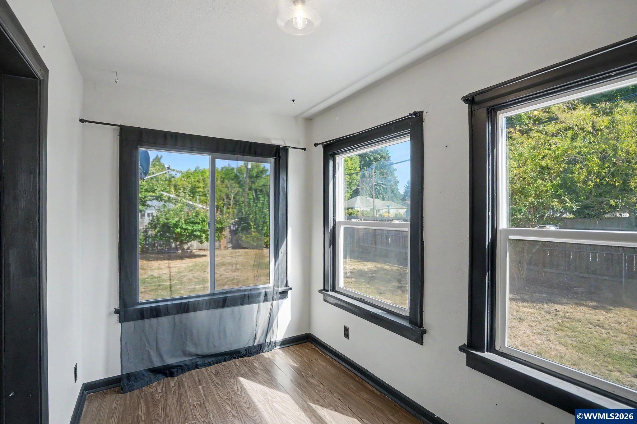 4810 Rickman Road Northeast Keizer, OR 97303 - Photo 10 of 45 Gallery Image 10