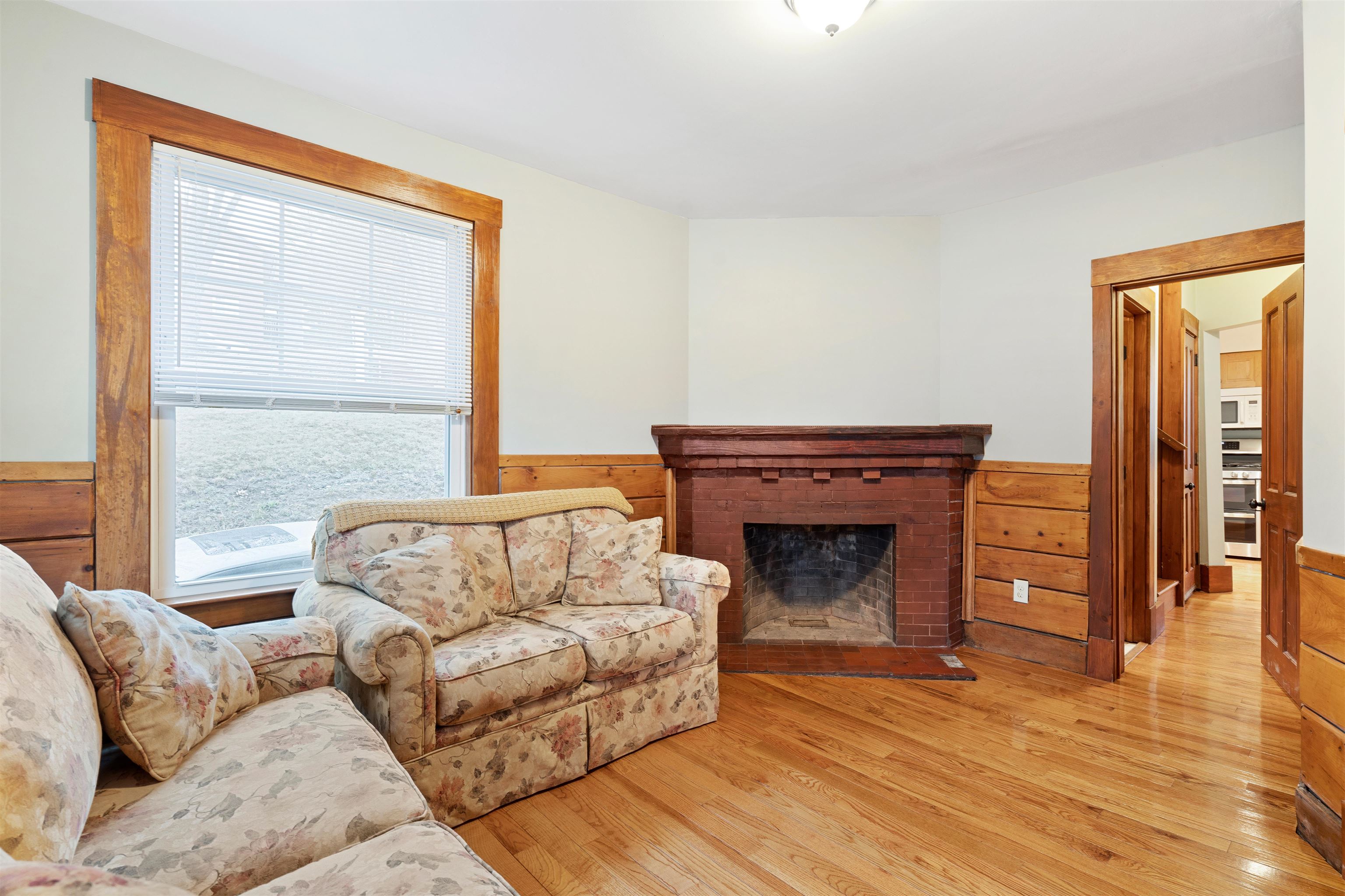 8 Weeks Street Plymouth, NH 03264 - Photo 17 of 34