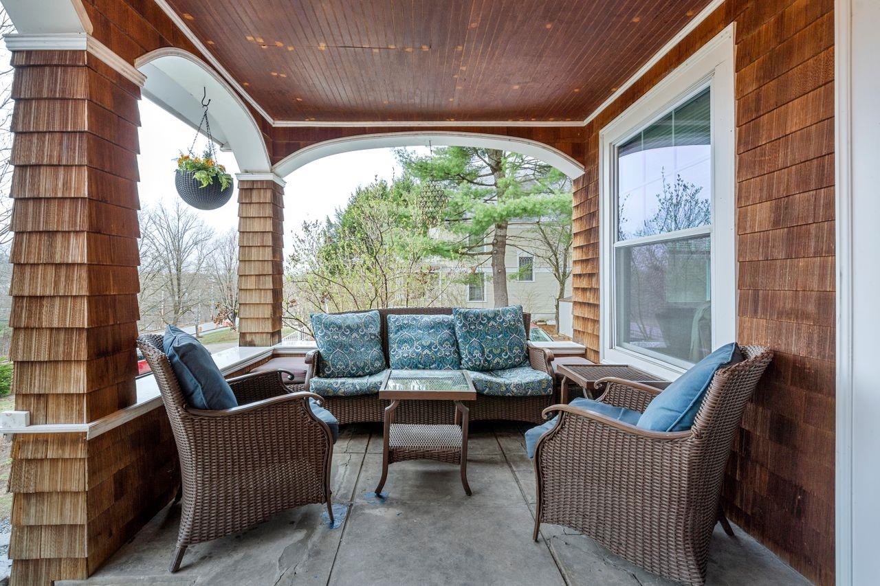 8 Weeks Street Plymouth, NH 03264 - Photo 4 of 34