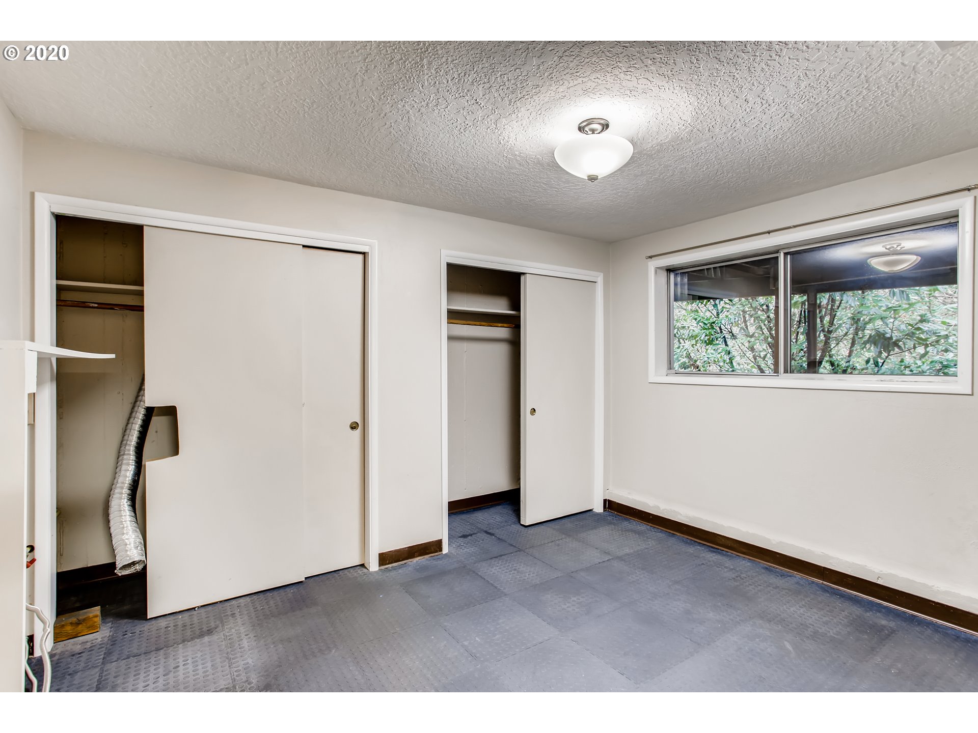 1100 Southwest Cheltenham Street Portland, OR 97239 - Photo 27 of 32 Gallery Image 27