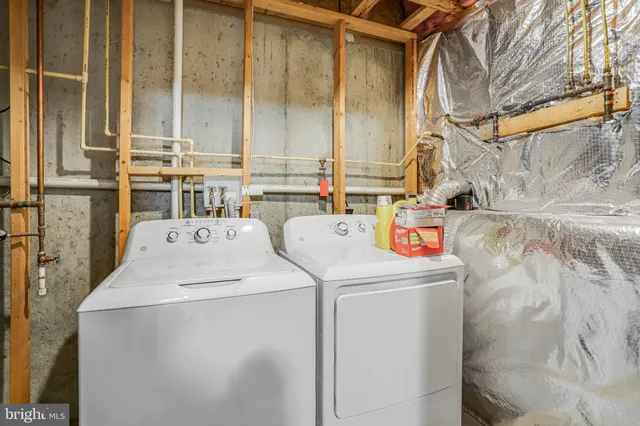 $2,525 | 5520 Upshur Square, Frederick, MD 21703