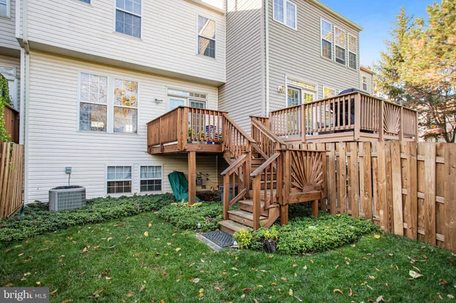 $2,525 | 5520 Upshur Square, Frederick, MD 21703