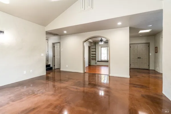 $1,495,000 | 5510-5500 Parducci Road, Ukiah, CA 95482