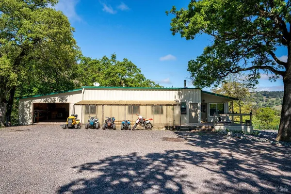 $1,495,000 | 5510-5500 Parducci Road, Ukiah, CA 95482