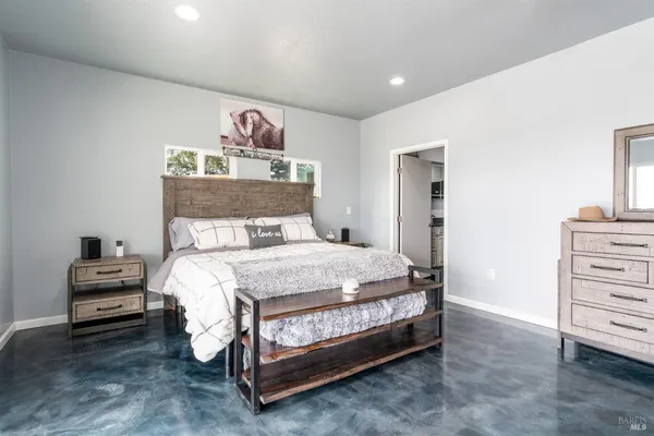 $1,495,000 | 5510-5500 Parducci Road, Ukiah, CA 95482