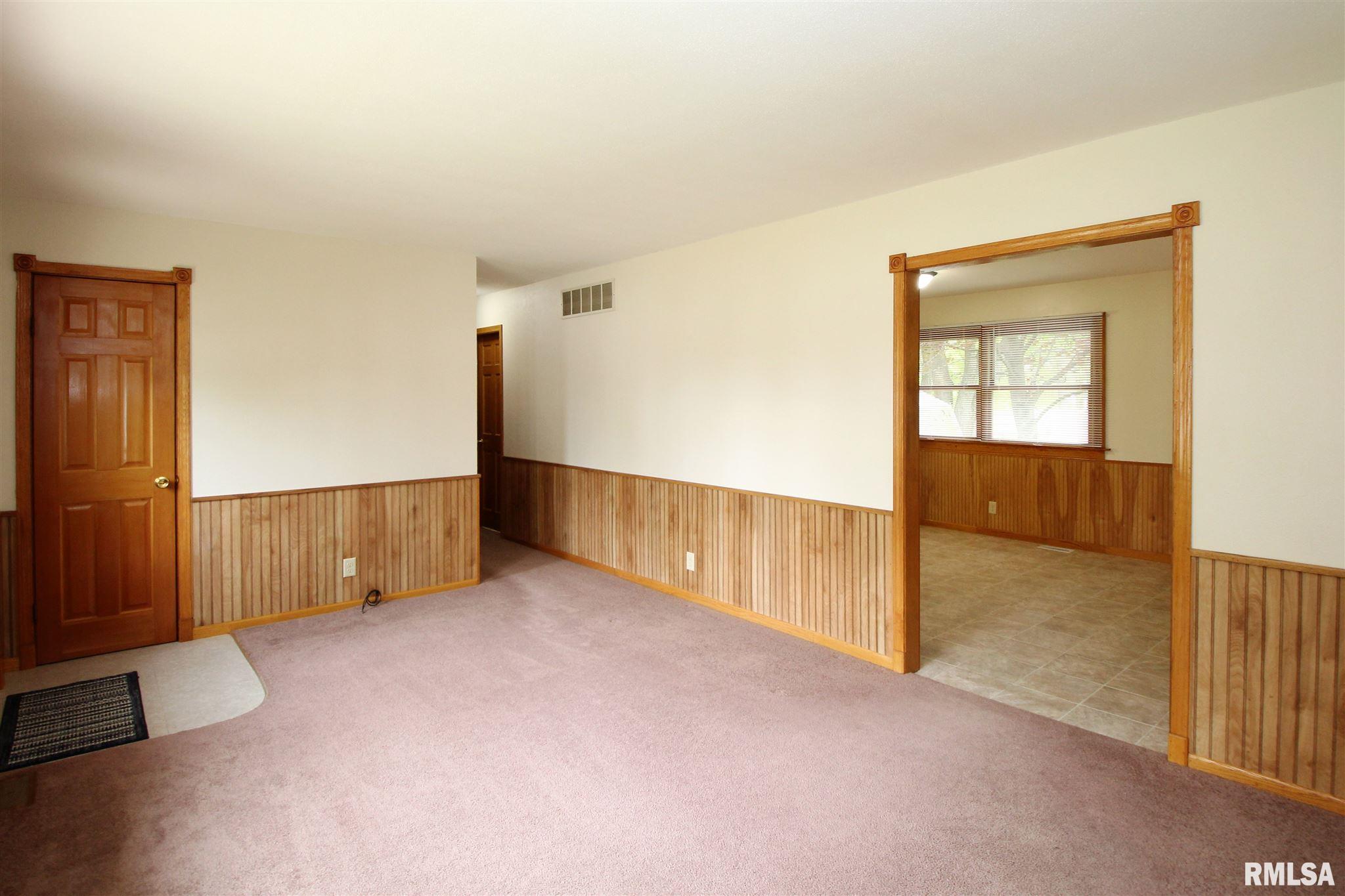 703 Briargate Road Washington, IL 61571 - Photo 6 of 41 Gallery Image 6