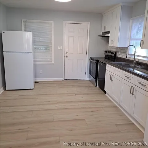 $1,100 | 3923 Glenridge Road, Fayetteville, NC 28304