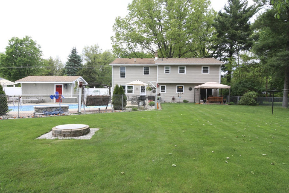 3215 Romence Road Portage, MI 49024 - Photo 14 of 49 Romence 3215 Portage Exterior 04