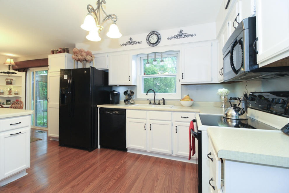 3215 Romence Road Portage, MI 49024 - Photo 26 of 49 Romence 3215 Portage 09