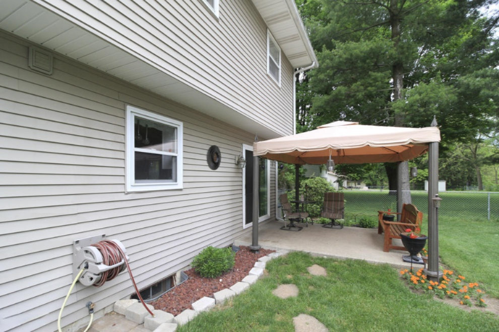 3215 Romence Road Portage, MI 49024 - Photo 9 of 49 Romence 3215 Portage Exterior 19