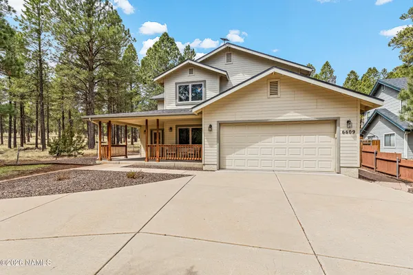 $830,000 | 6609 East Eagle Crest Drive, Flagstaff, AZ 86004