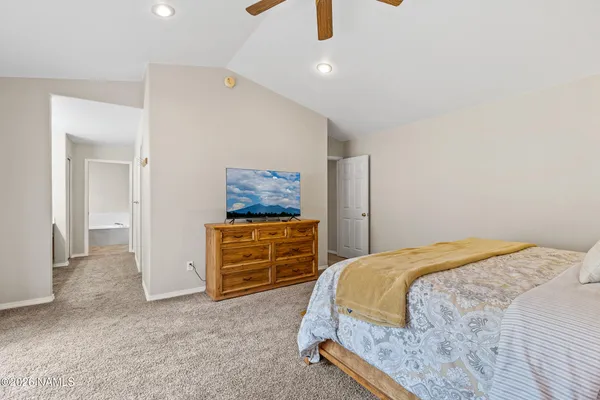 $830,000 | 6609 East Eagle Crest Drive, Flagstaff, AZ 86004