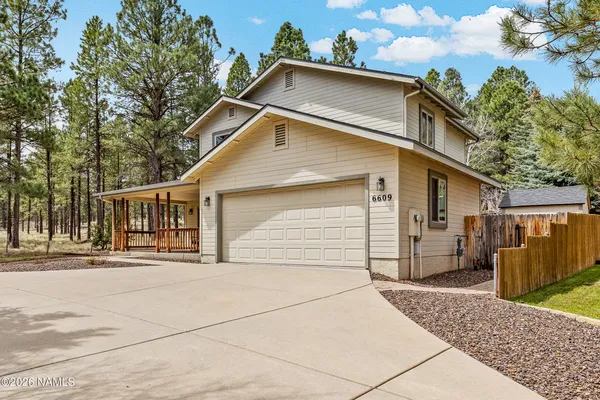 $830,000 | 6609 East Eagle Crest Drive, Flagstaff, AZ 86004