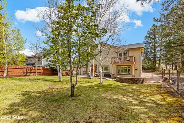 $830,000 | 6609 East Eagle Crest Drive, Flagstaff, AZ 86004