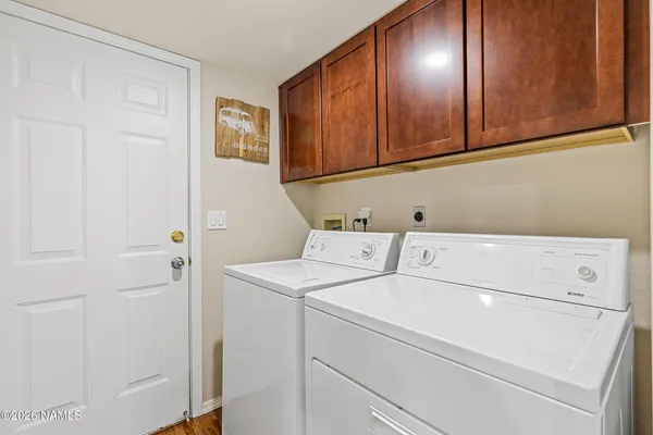 $830,000 | 6609 East Eagle Crest Drive, Flagstaff, AZ 86004