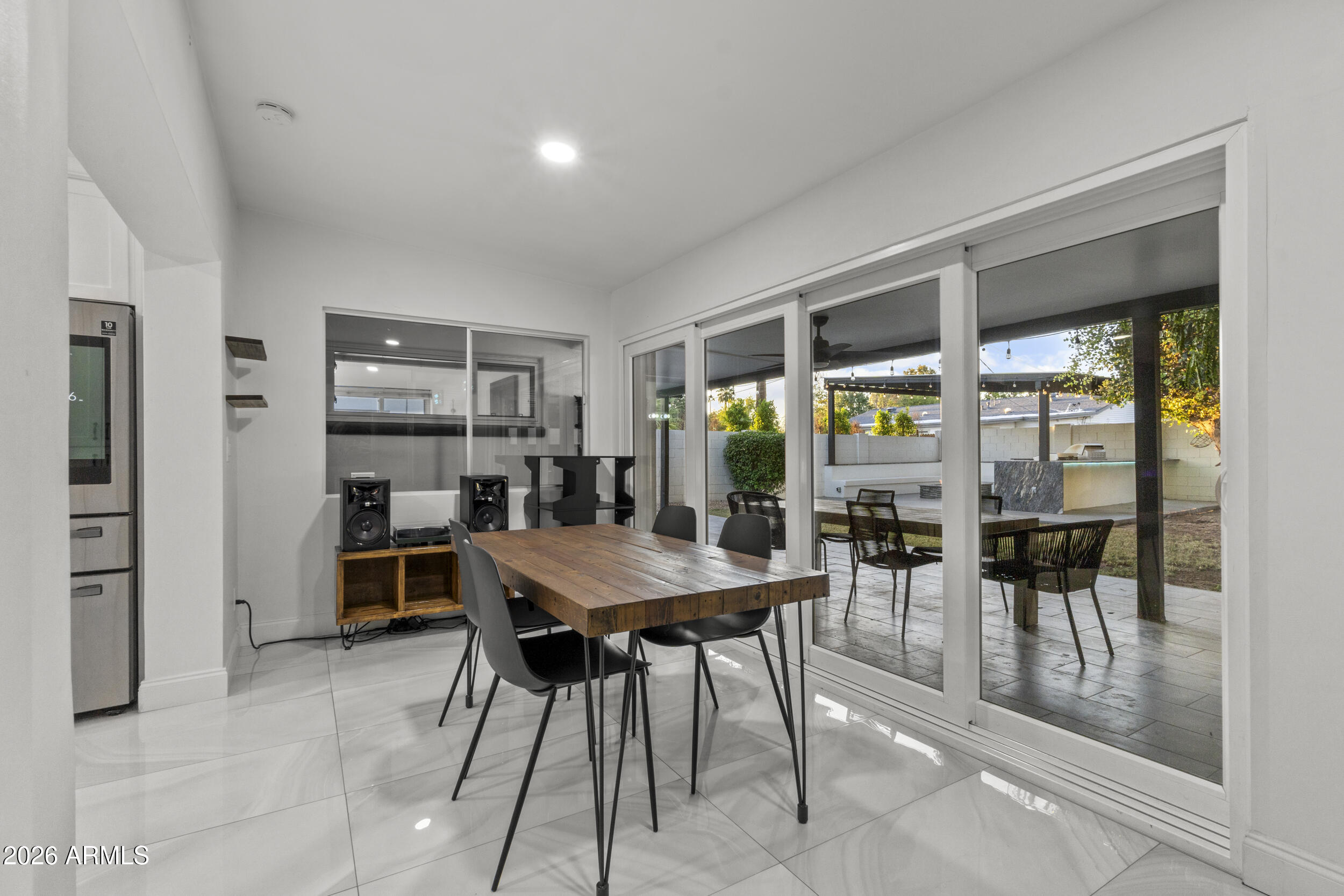 3938 East Cheery Lynn Road Phoenix, AZ 85018 - Photo 18 of 34 29_dsc05248