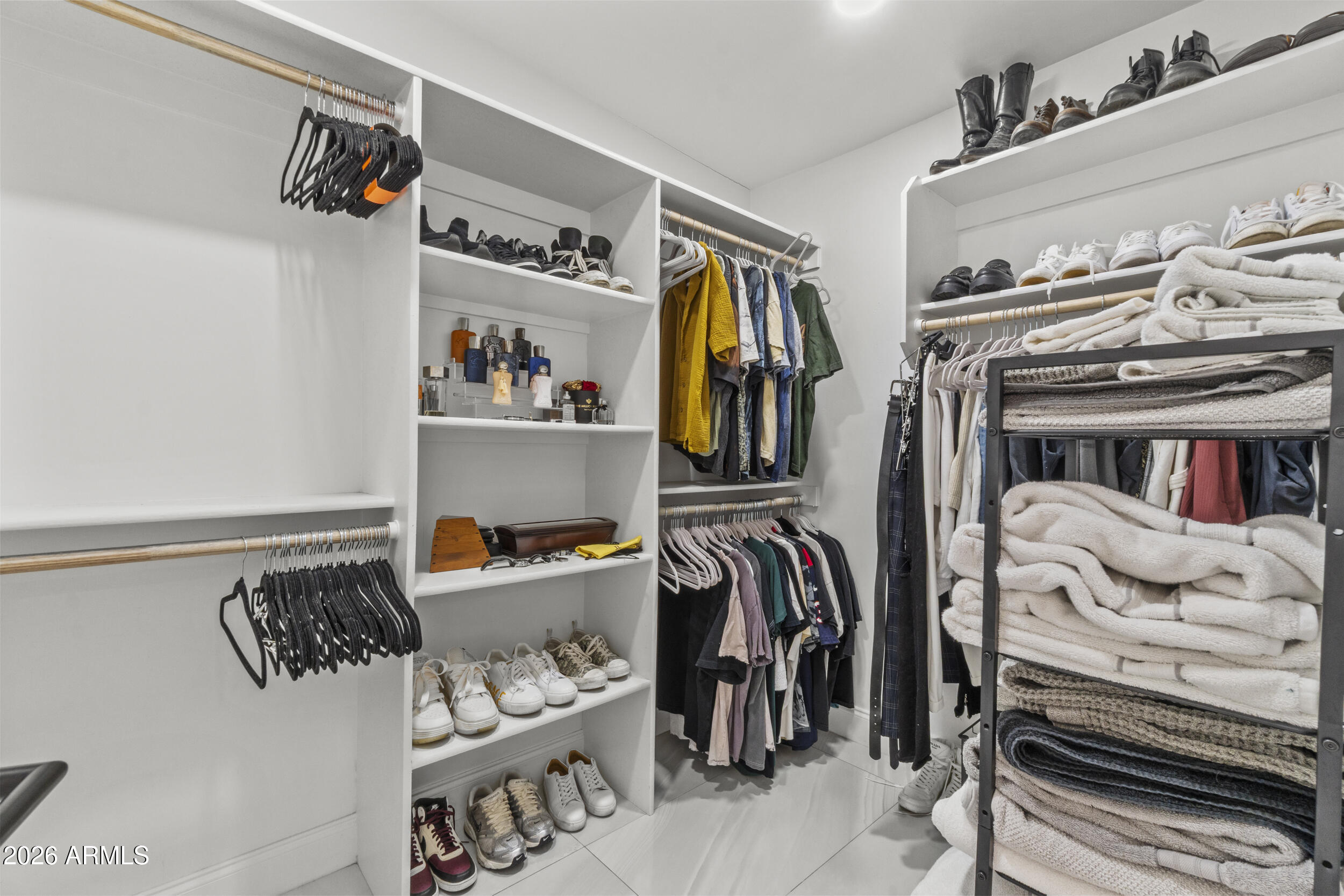 3938 East Cheery Lynn Road Phoenix, AZ 85018 - Photo 23 of 34 34_dsc05233