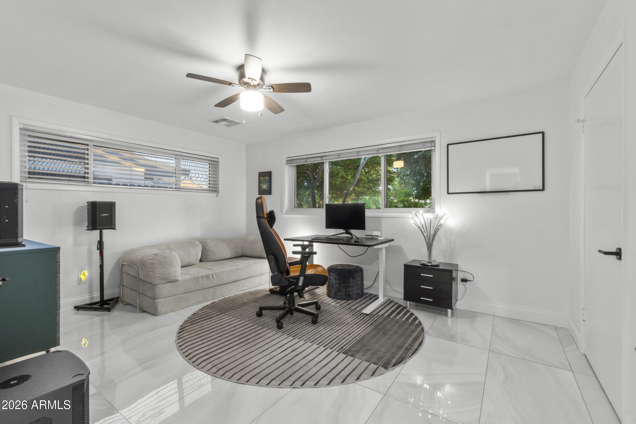 3938 East Cheery Lynn Road Phoenix, AZ 85018 - Photo 27 of 34 38_dsc05242