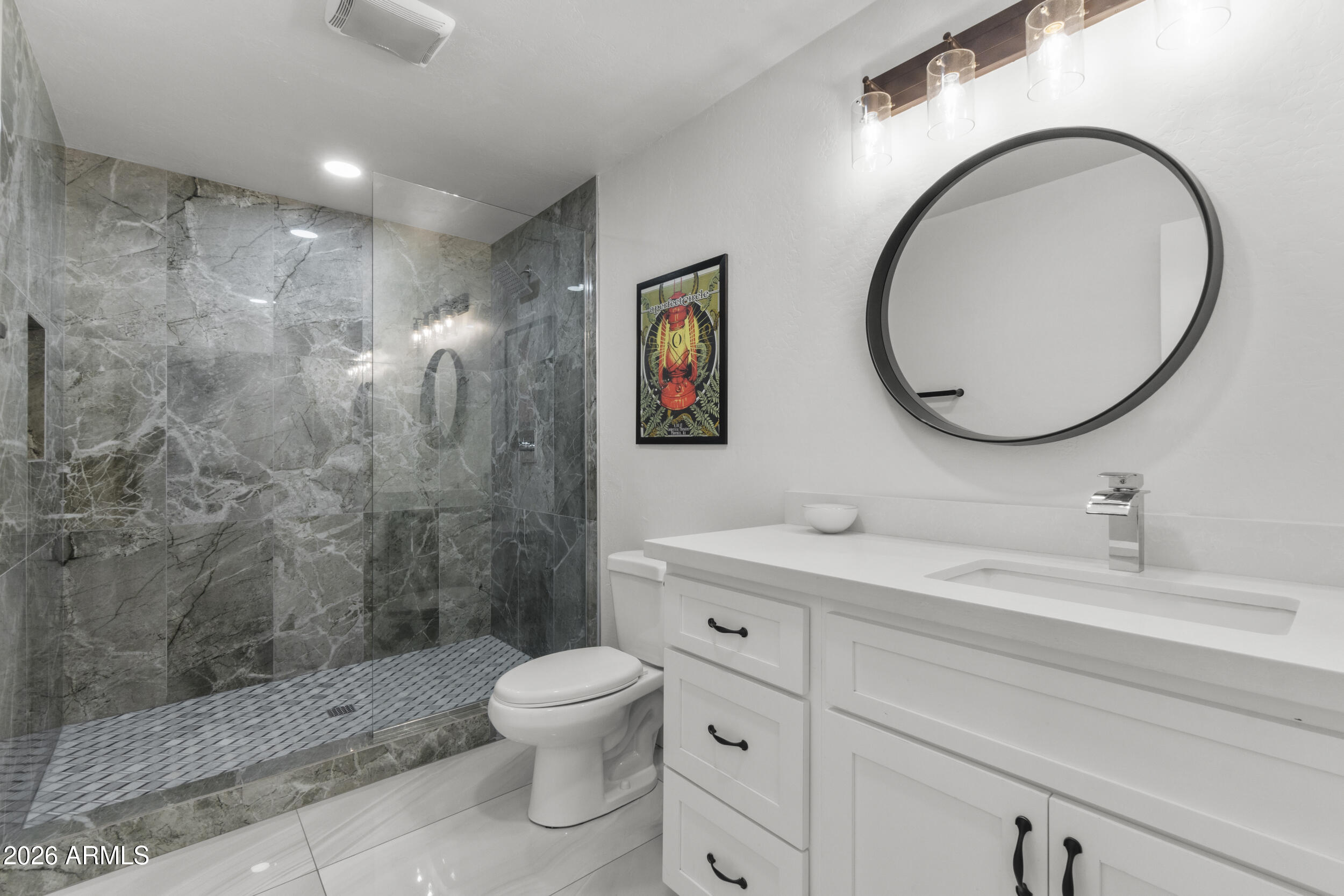 3938 East Cheery Lynn Road Phoenix, AZ 85018 - Photo 29 of 34 40_dsc05239