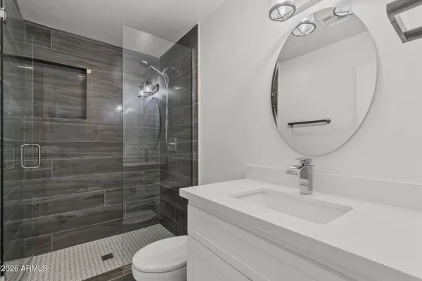 $3,600 | 3938 East Cheery Lynn Road, Phoenix, AZ 85018