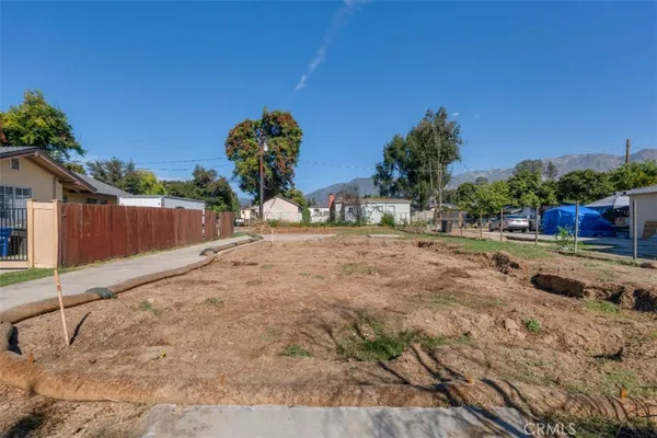 $465,000 | 343 West Woodbury Road, Altadena, CA 91001