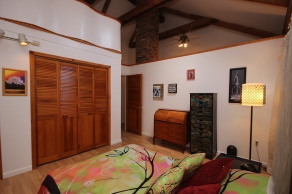 409 Rocky Hill Road Northampton, MA 01062 - Photo 16 of 30 Gallery Image 16
