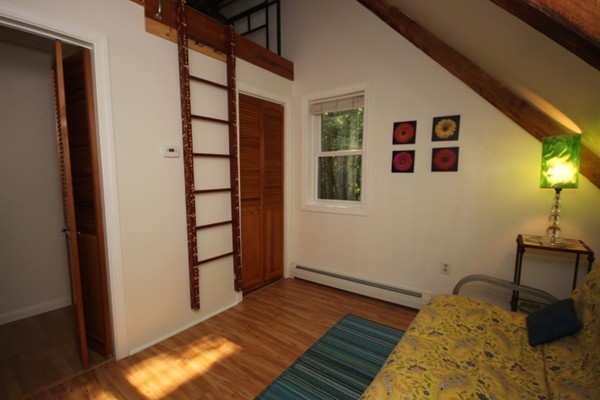 409 Rocky Hill Road Northampton, MA 01062 - Photo 17 of 30 Gallery Image 17