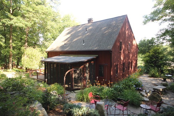 409 Rocky Hill Road Northampton, MA 01062 - Photo 3 of 30 Gallery Image 3