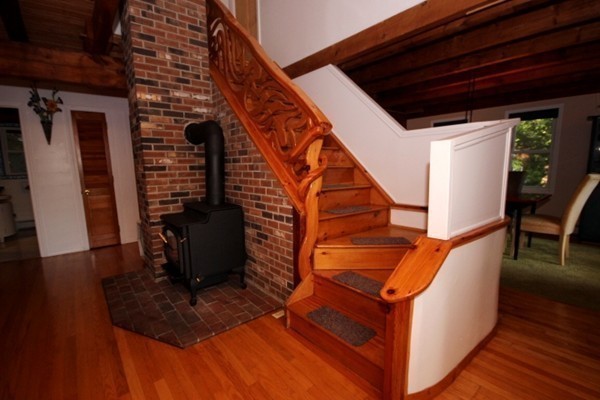409 Rocky Hill Road Northampton, MA 01062 - Photo 7 of 30 Gallery Image 7