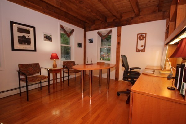 409 Rocky Hill Road Northampton, MA 01062 - Photo 8 of 30 Gallery Image 8