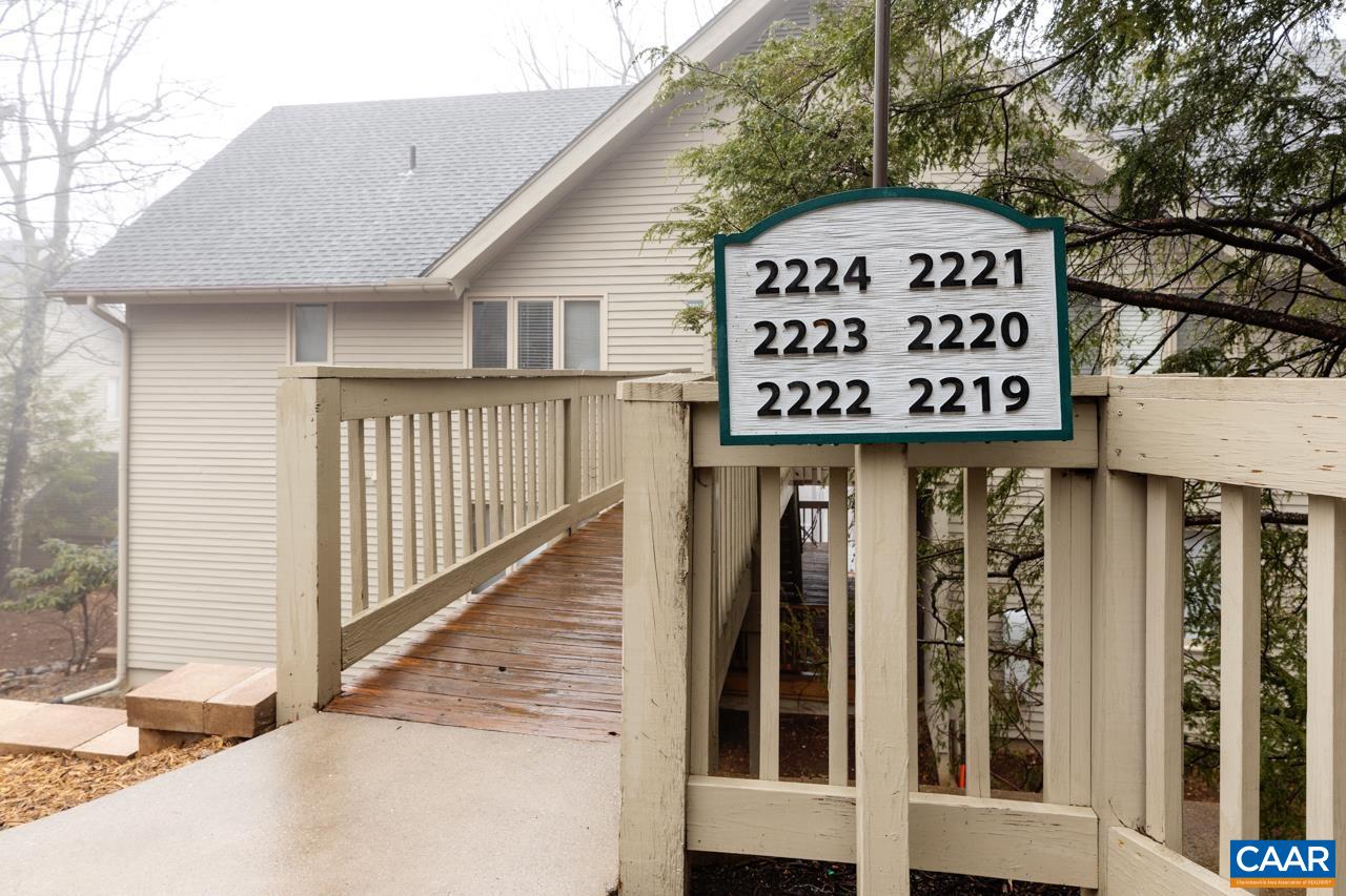 2219 Tanners Ridge Roseland, VA 22967 - Photo 1 of 10 a view of a street with sitting area