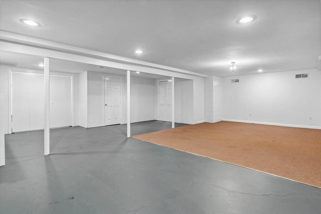 84 Bow Ridge Road Lynn, MA 01904 - Photo 31 of 42 Gallery Image 31